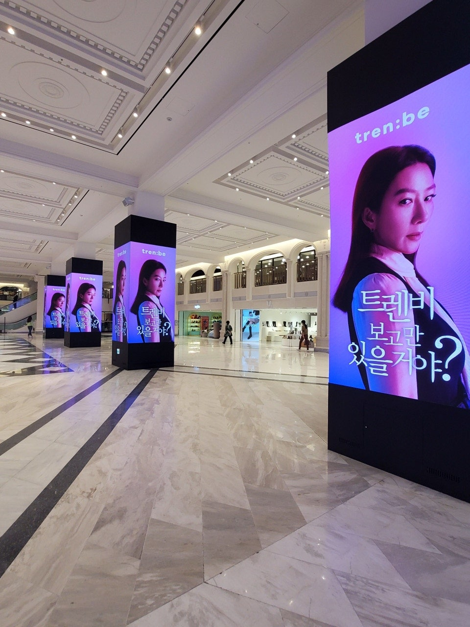 상업공간 · 기둥형 LED